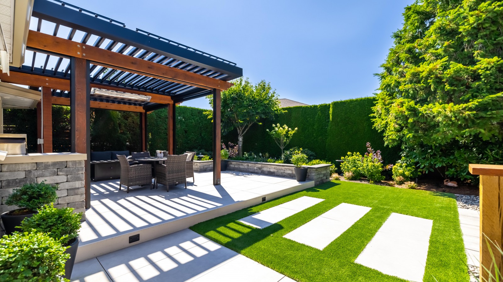 What Makes a Landscape LowMaintenance?