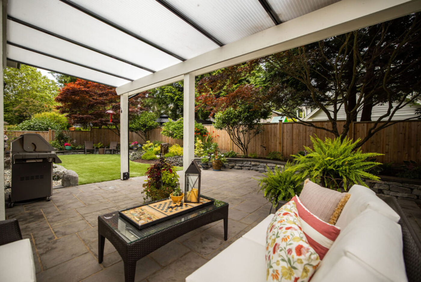 Entertaining Outdoors: Designing Spaces for Hosting in BC’s Rainy Months